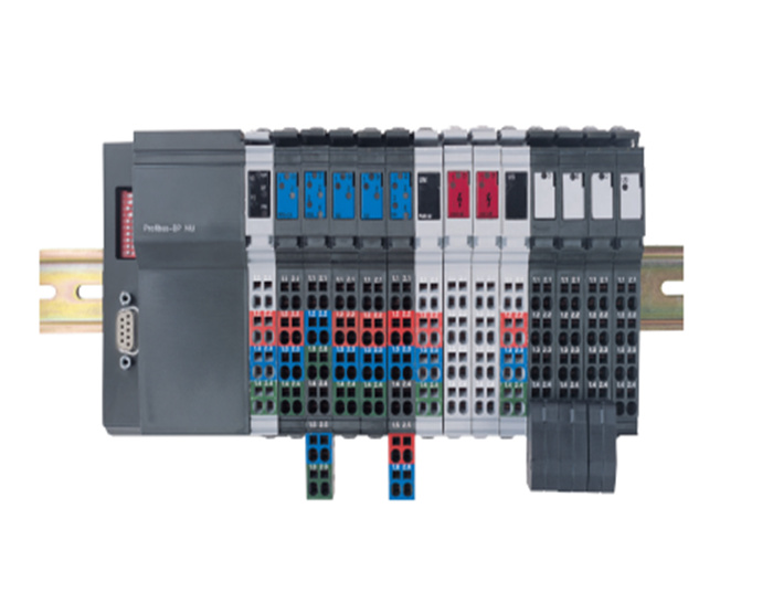 IC220TBK122   GE  Central Control Unit